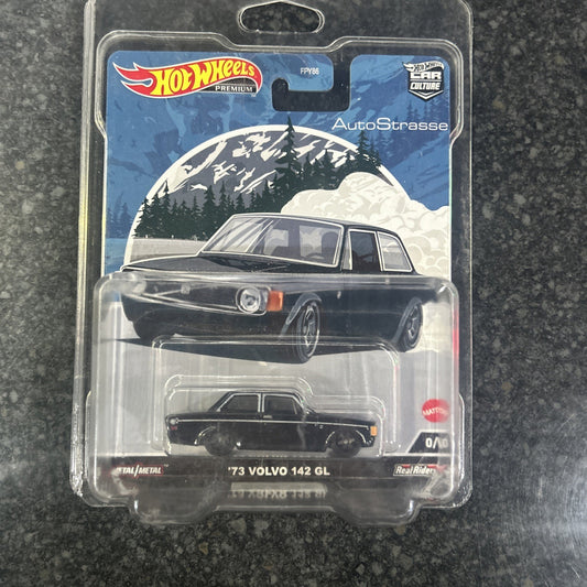 Hot Wheels Auto Strasse ‘73 Volvo 142 GL Chase - 0/5 Chase +Car Culture premium
