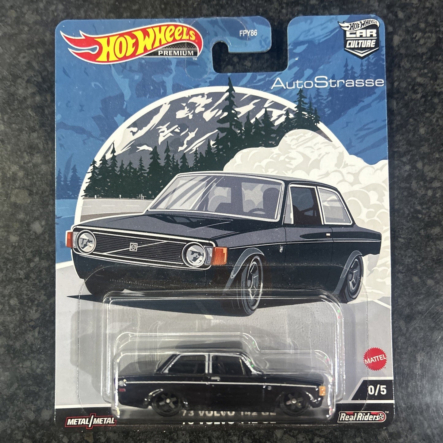 Hot Wheels Auto Strasse ‘73 Volvo 142 GL Chase - 0/5 Chase +Car Culture premium